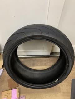 ハーレーダビッドソン　240/40r18 値下げ‼️のサムネイル