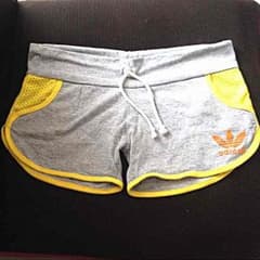 ★ムーミン★様専用 adidas ショートパンツのサムネイル