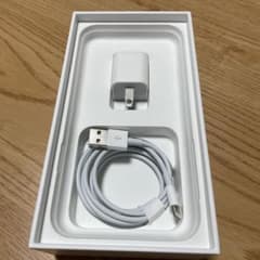 iPhone 充電器（純正）のサムネイル