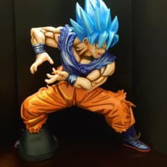 Y*N様 ドラゴンボール 超サイヤ人ブルー孫悟空 フィギュア リペイントのサムネイル