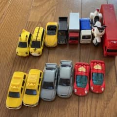 トミカ　ミニカー　色々　まとめ売りのサムネイル