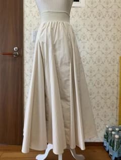 まろ様専用　ロングスカートのサムネイル