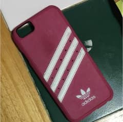 adidas＊iPhoneケースのサムネイル