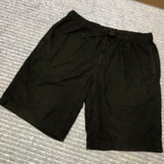 送料込 ユニクロ ハーフパンツ メンズ 黒 XLのサムネイル