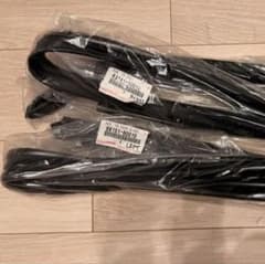 ランクル80 68141-60010 68151-60010 フロントガラスラン ランクル80 68141-60010 68151-60010 フロントガラスラン - メルカリ