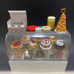ならべてお店やさん ケーキオンパレード，フルーツいっぱいケーキ、ピエールエルメ他のサムネイル