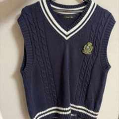 East boy (イーストボーイ) ベスト紺色　美品のサムネイル