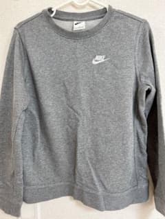 NIKE グレー トレーナー  160cmのサムネイル