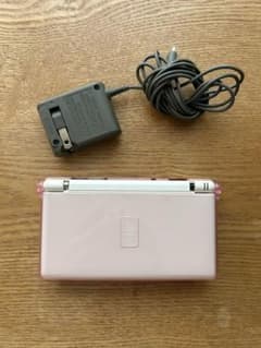 ニンテンドー DS Lite ホワイト 本体のサムネイル