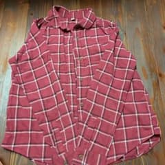 UNIQLO チェック柄 長袖シャツ 140cmのサムネイル