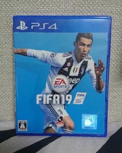 [美品]FIFA 19 PS4専用ソフトのサムネイル