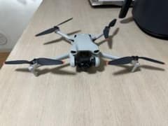 DJI Mini 3ドローンのサムネイル