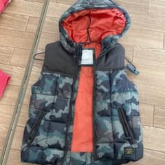 値下げ！ZARA ダウンベストのサムネイル