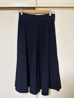 ネイビー プリーツスカート ミディ丈 フレアのサムネイル