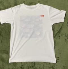 THE NORTH FACE ホワイト Tシャツのサムネイル