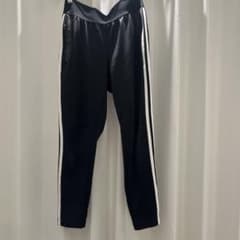 adidas ブラックジャージパンツ ハイウエストのサムネイル