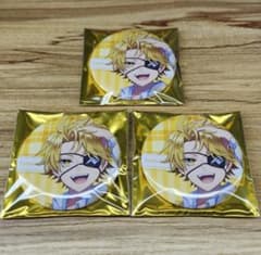 ウ*ラ様 カラフルピーチ たっつん 缶バッジ 3点セットのサムネイル