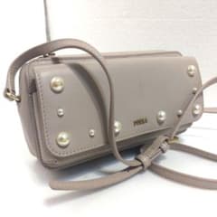 FURLA ショルダーバッグ パール装飾 グレーフルラ グレージュのサムネイル