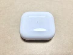 Apple Airpods (第3世代) 充電ケースのみのサムネイル