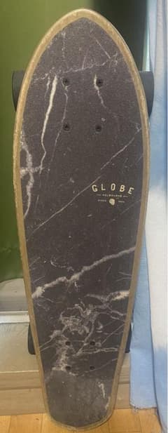 GLOBE マーブル　スケートボード