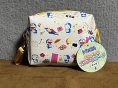 ドラえもん　手のひらぷっくりポーチ