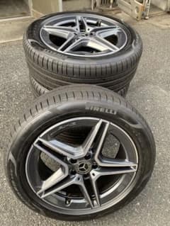 メルセデスベンツタイヤとホイール　GLB AMG 新車はずしのサムネイル