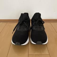 スニーカーのサムネイル