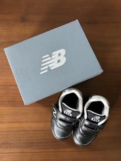 New Balance ベビーシューズ ブラックのサムネイル