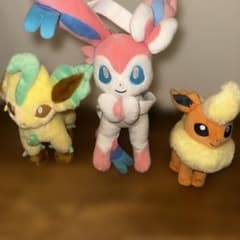 ニンフィア リーフィア ブースター ぬいぐるみ セットのサムネイル