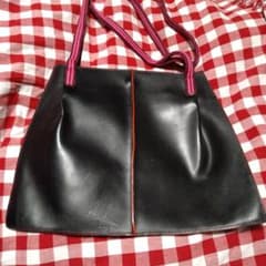 レザー　ショルダーバッグ