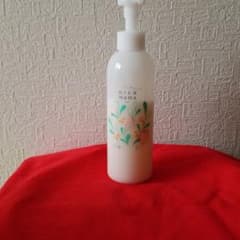 ニコママオールインワンゲルのサムネイル