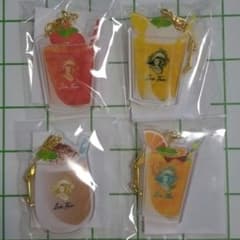 【NEWDAYS】午後の紅茶 アクリルキーホルダー 全4種セットのサムネイル