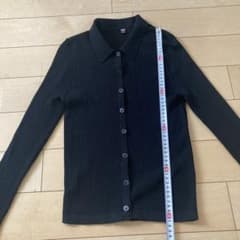 良品　UNIQLO 編み ブラック カーディガン Mサイズのサムネイル
