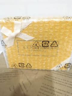 L'OCCITANE ロクシタン プレゼント ハンドタオル♡ハンドクリームセットのサムネイル