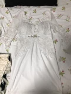 細く見えますドレスのサムネイル