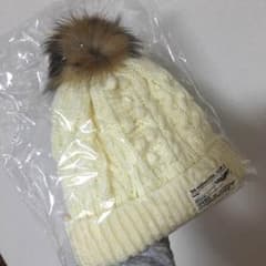 ニット帽のサムネイル