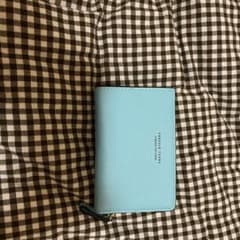 折りたたみ財布のサムネイル