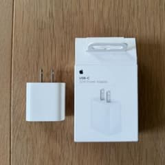 Apple USB-C 20W Power Adapter 本体のサムネイル