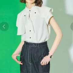 早い者勝ち【美品】UNITED TOKYO ターンフライハーフスリーブブラウス 