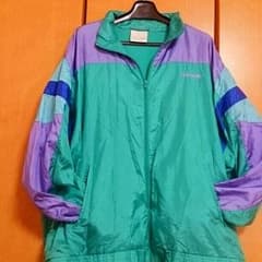 女性も！　90s　アディダス　ナイロンジャケットのサムネイル