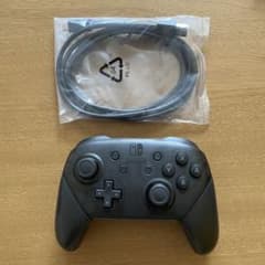 純正品　NINTENDO SWITCH PROコントローラーのサムネイル