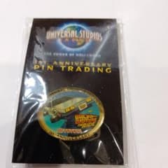 USJ 1周年記念 バック・トゥ・ザ・フューチャー ピンバッジ