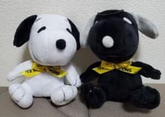 押すと音がなるスヌーピーキーチェーン付きぬいぐるみ2セットのサムネイル