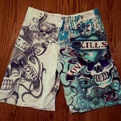メンズのエドハーディーの水着のサムネイル