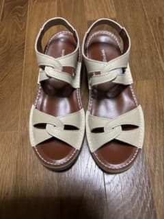 ノイエディフュージョン　neue diffusion サンダルのサムネイル