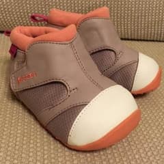 ピジョン 靴 13.5センチのサムネイル
