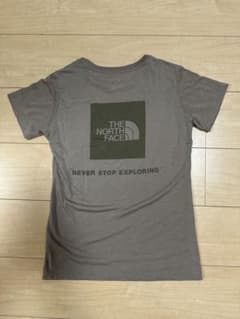 THE NORTH FACE グレー Tシャツのサムネイル