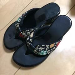 下駄のサムネイル