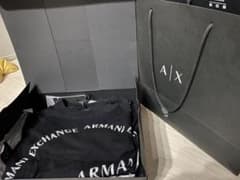 新品　アルマーニ　ニット　薄手のサムネイル