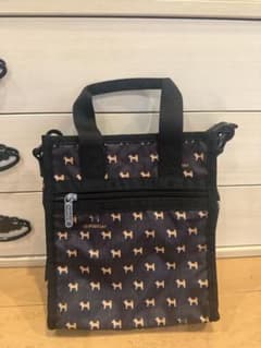LeSportsac ショルダーバッグ 柴犬柄【値下げ可】のサムネイル